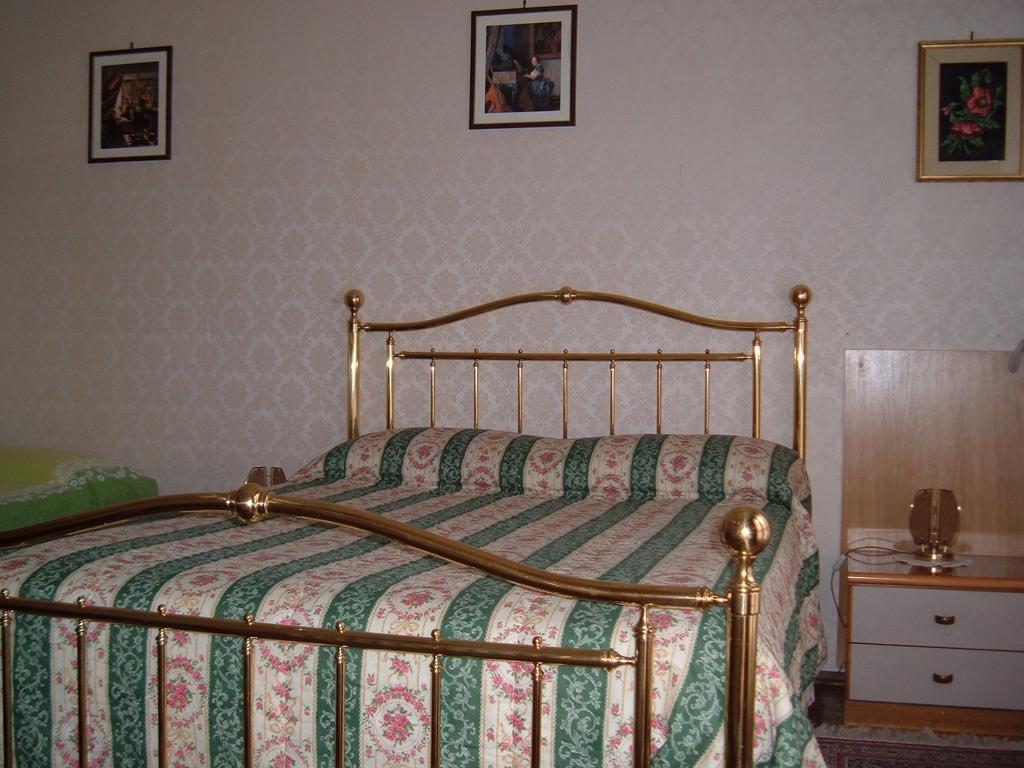 Albergo Luca Ivrea Esterno foto