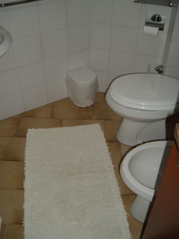Albergo Luca Ivrea Camera foto