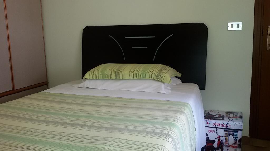 Albergo Luca Ivrea Esterno foto