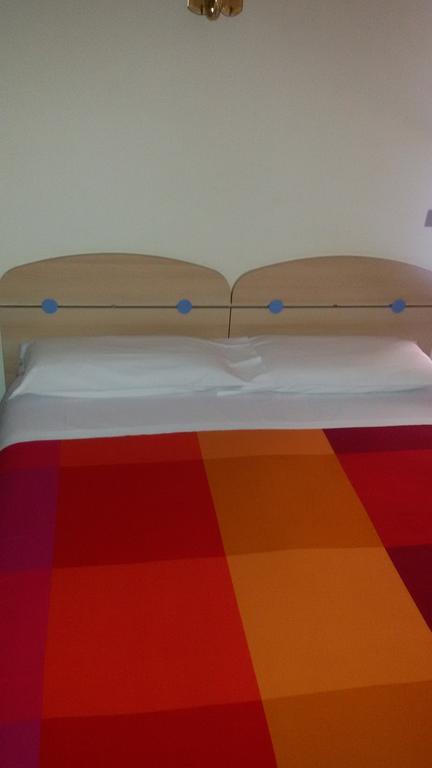 Albergo Luca Ivrea Esterno foto