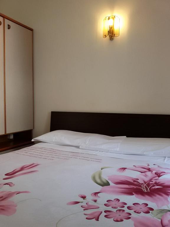 Albergo Luca Ivrea Esterno foto